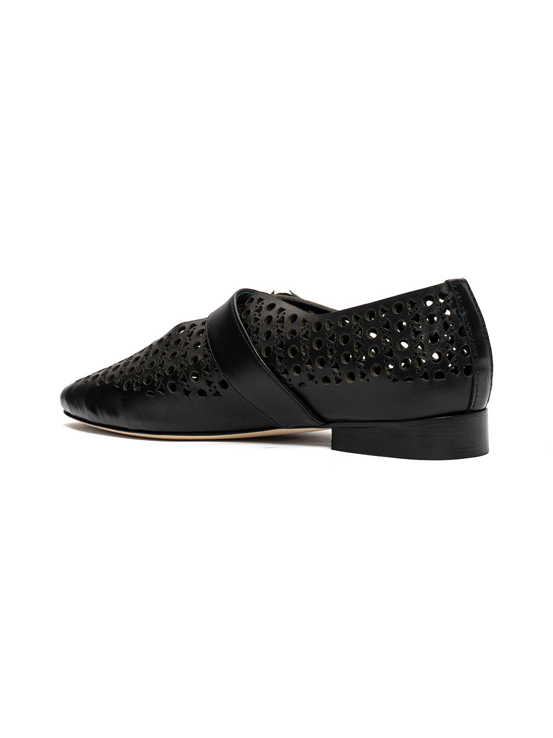 Ballerina in pelle traforata BL2676